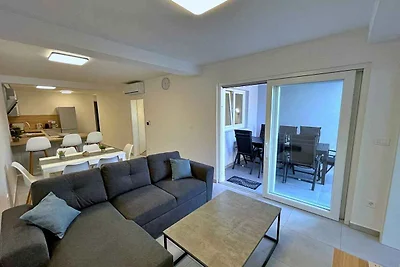 Ferienwohnung mit Klimaanlage und Pool