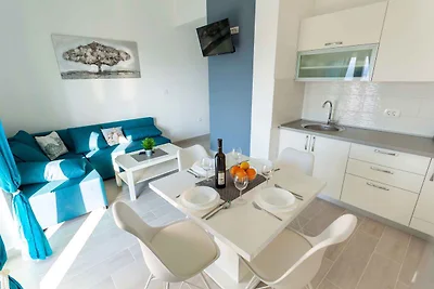 Ferienwohnung mit Terrasse und Klimaanlage