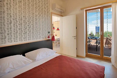 FerienWohnung mit Terrasse