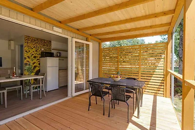 Mobilehome mit Terrasse am Pool