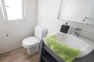 Mobilehome mit Parkplatz