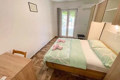 Ferienwohnung Modern mit Klimaanlage und WLAN