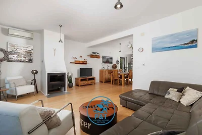 Holiday home relaxing holiday Vrbnik