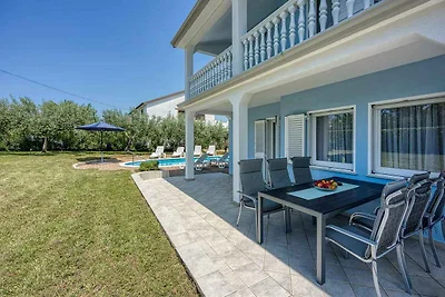 Villa mit privatem Pool und Garten