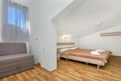 Ferienwohnung am Meer mit Balkon