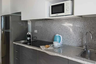 Ferienwohnung mit Klimaanlage und Balkon mit