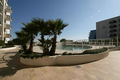 Ferienwohnung direkt am Strand mit Pool