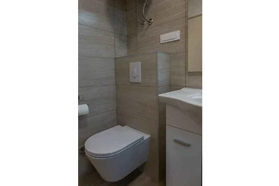 Ferienwohnung sa terasom u blizini mora