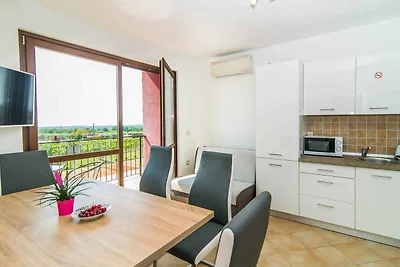 Ferienwohnung mit Pool und Terrasse