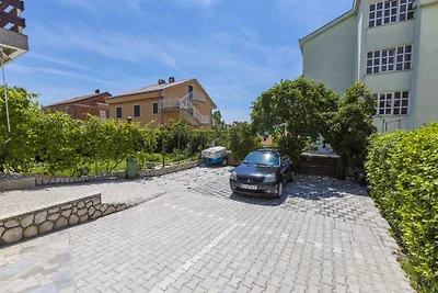 Ferienwohnung mit Balkon und Klimaanlage