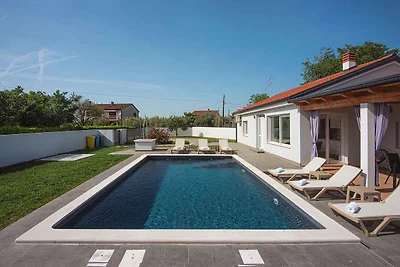 FerienHaus mit Pool
