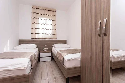 Ferienwohnung mit Klimaanlage und Terrasse