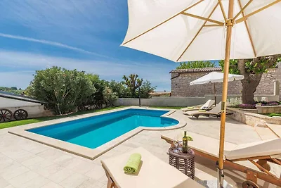 Ferienhaus mit Privatpool