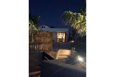 Ferienhaus mit Terrasse und Pool