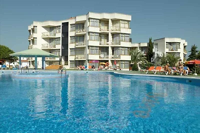 Hotelapartment mit Pool und Klimaanlage