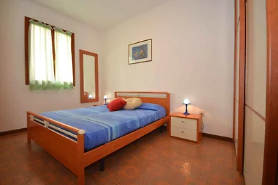 Ferienwohnung mit Garten und Klimaanlage