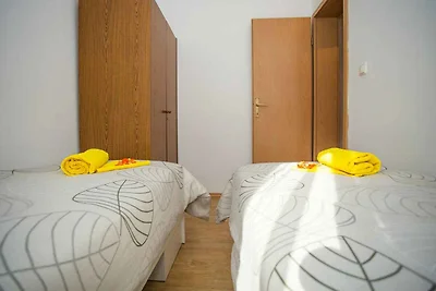 Ferienwohnung mit Terrasse und Klimaanlage