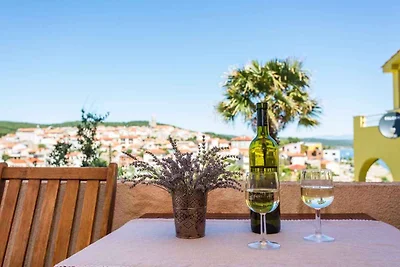 Ferienwohnung mit Balkon und Klimaanlage