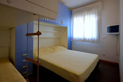 Ferienwohnung mit Klimaanlage und Balkon