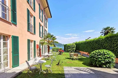 Ferienwohnung mit Gartenblick und Klimaanlage