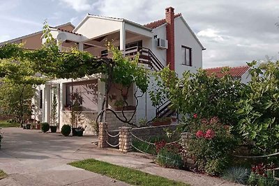 Ferienwohnung mit Terrasse und Klimaanlage