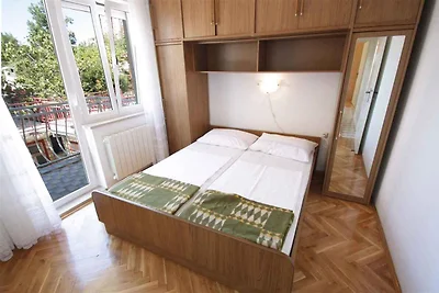 Ferienwohnung mit Terrasse und Meerblick