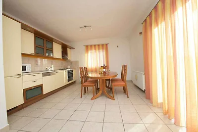 Ferienwohnung mit Balkon und Meerblick