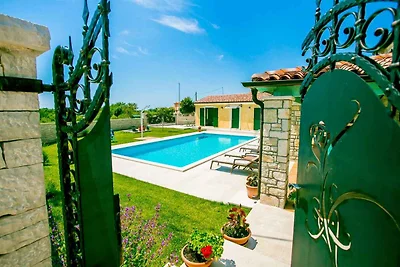 FerienHaus mit Pool