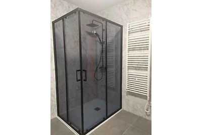 Ferienwohnung mit Pool zur gemeinsamen