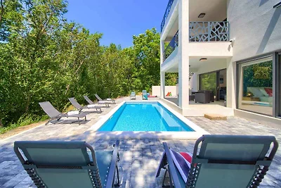 Villa mit privaten Pool und fantastischen