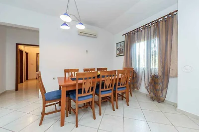 Ferienwohnung mit Klimaanlage und Terrasse di