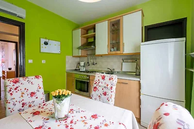 Appartamento Vacanza con famiglia Biograd na Moru