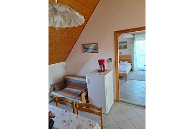 Ferienwohnung mit Gartenpavillon