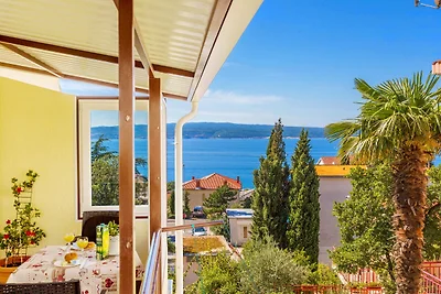 Ferienwohnung mit Balkon und Klimaanlage