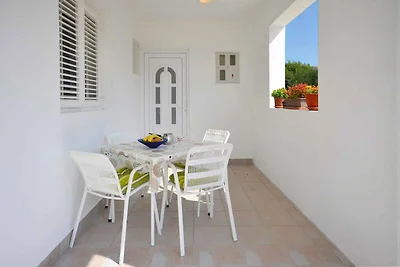 Ferienwohnung mit Pool und Klimaanlage