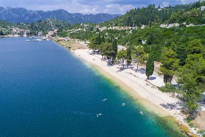 Komfortable Ferienwohnung Karlo mit Meerblick