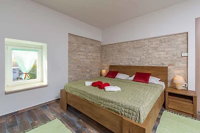 Ferienhaus mit Privatpool und Klimaanlage