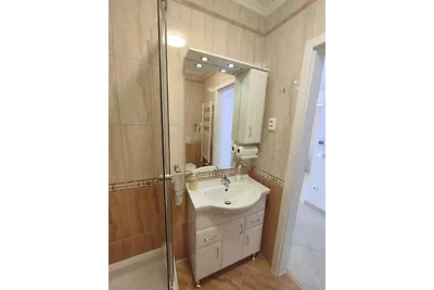 Studio mit Klimaanlage und Parkplatz direkt a