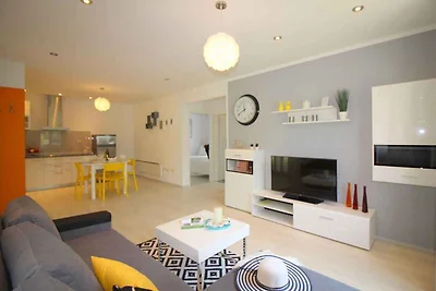 Bungalow mit Aussenpool und Klimaanlage