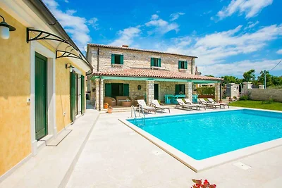 FerienHaus mit Pool