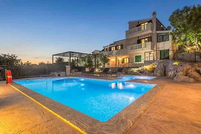Villa mit Klimaanlage, mit Grillmöglichkeit, 