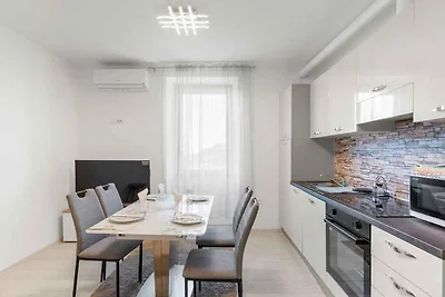 Ferienwohnung mit Klimaanlage und Terrasse