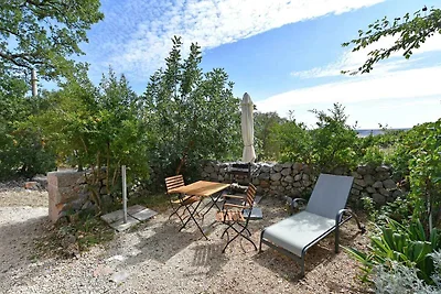 Ferienhaus mit Garten und Klimaanlage