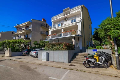 Komfortable Ferienwohnung LEA mit Meerblick u