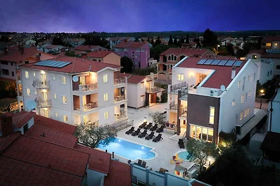 Ferienwohnung mit Klimaanlage und Aussenpool