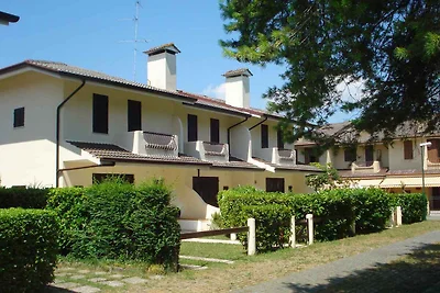 Ferienhaus im Feriendorf mit Schwimmbad