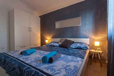Ferienwohnung mit Terrasse und Klimaanlage