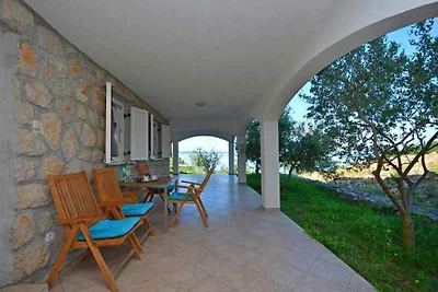 Ferienwohnung mit Terrasse und Meerblick