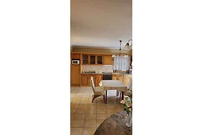 Ferienwohnung mit Gartenpavillon und Grill