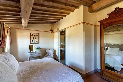 Ferienwohnung mit Pool und Balkon